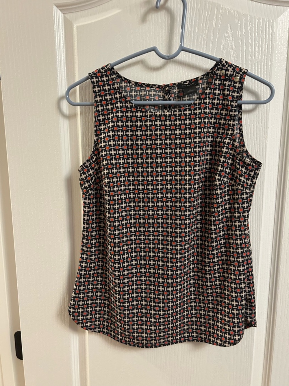 Ann Taylor Black Sleeveless Printed Camisole with Pink Accents